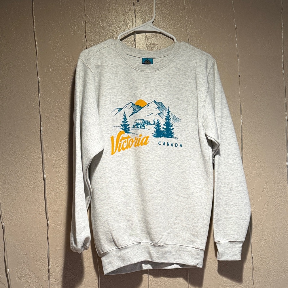 Victoria Canada Graphic Sweater